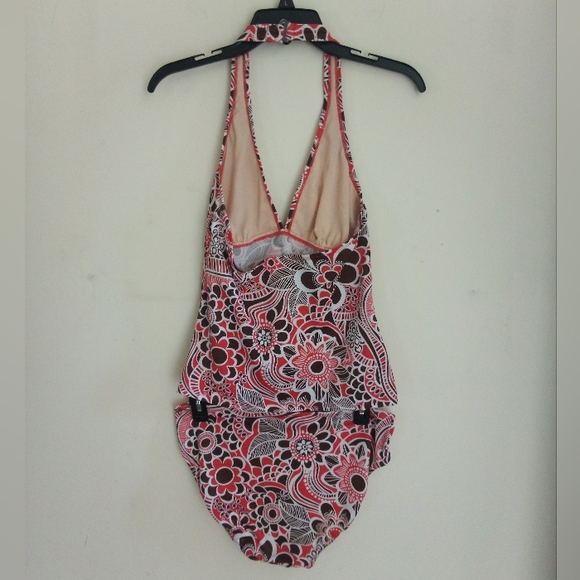 Islander - Picture 2 of 3